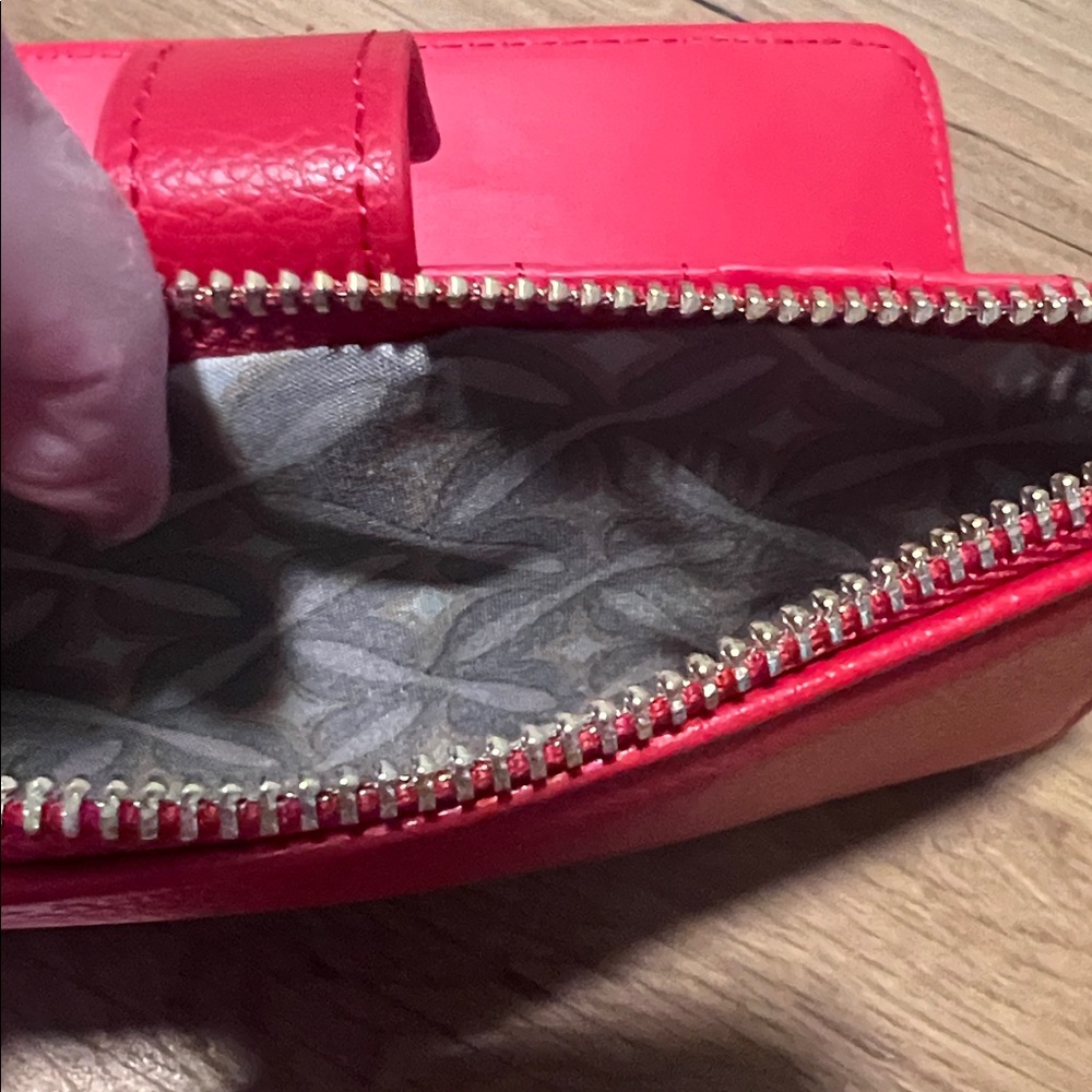 NWT CXL by Christian Lacroix Red Bryce Pebble Zipper Wallet Reg. $48 - Picture 7 of 12